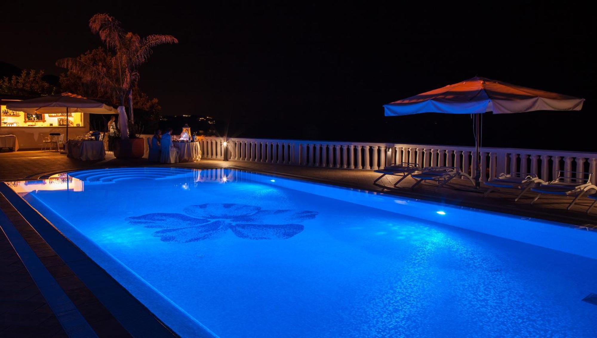 Grand Hotel Le Rocce Gaeta Exteriér fotografie